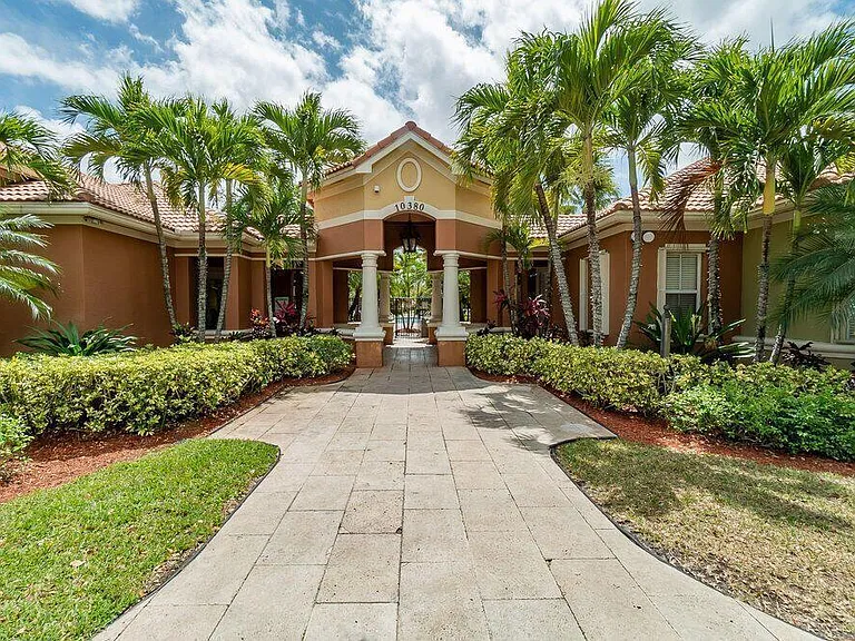 10300 Fox Trail Rd S #808 — Photo 18
