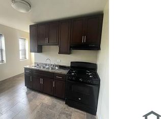 205 N Kolmar Ave APT 1, Chicago, IL 60624