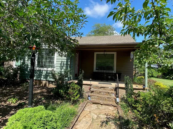 810 Washington St, Newbern, TN 38059