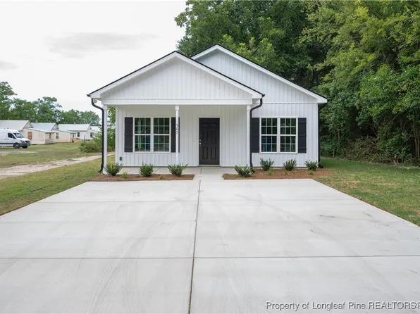 305 N Wilmington Ave, Dunn, NC 28334