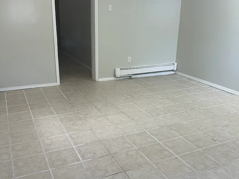 232 Throgs Neck Blvd #1 — Photo 4