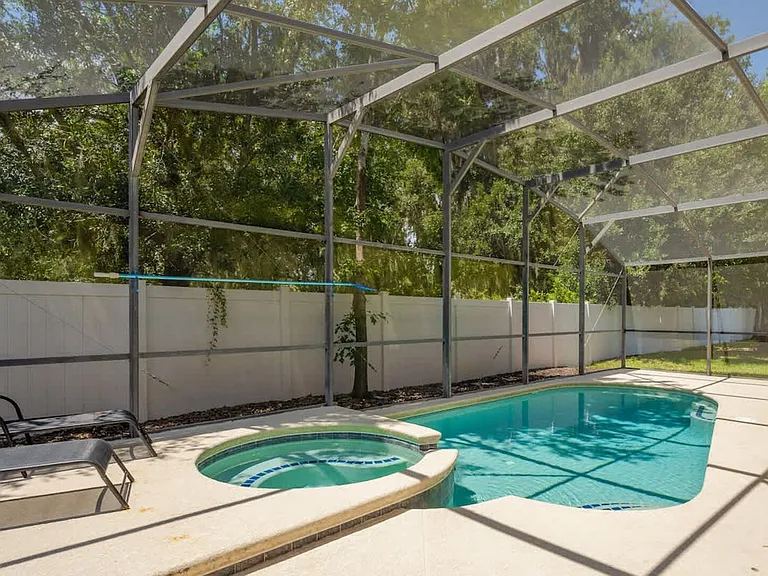 Dharma Cir — Photo 38