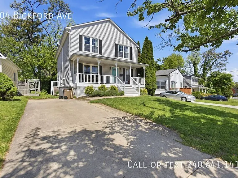 504 Bickford Ave — Photo 1