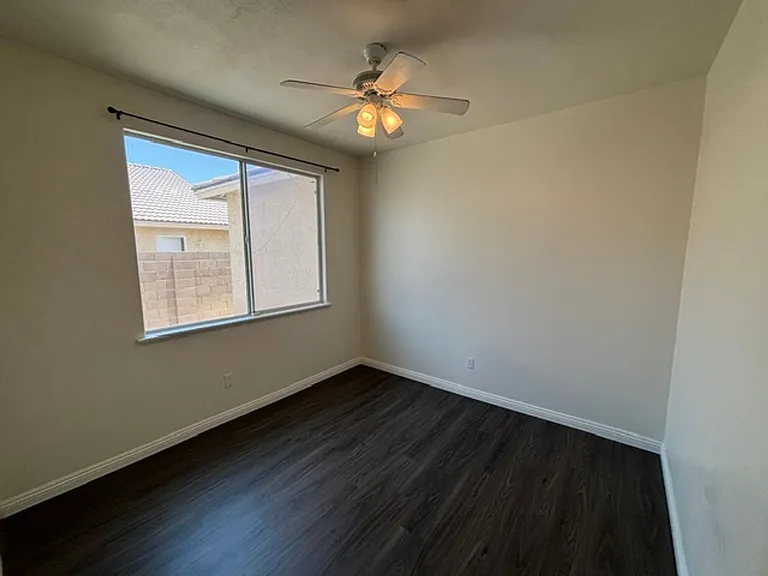 224 Fonzie Ave — Photo 7