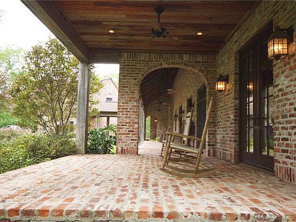 3rd image of 1339 Blankenship Dr