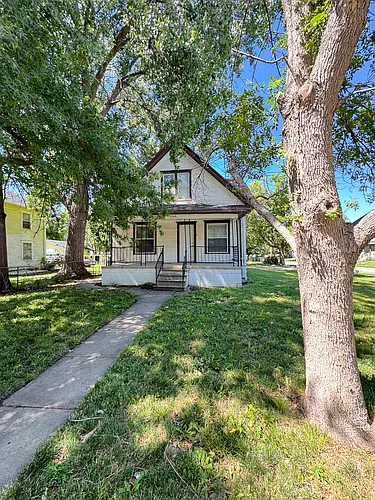 2344 Dudley St Photo 1