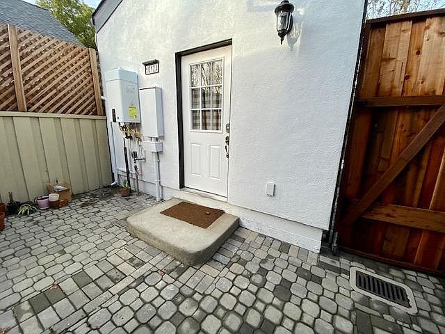 1st image of 1012A Chula Vista Ave