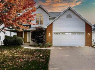 646 Tipperary Rd, Iowa City, IA 52246