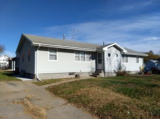 1208 E 9th St #1, Fremont, NE 68025