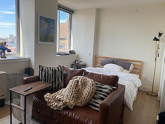 1st image of 510 W 52nd St APT 15D