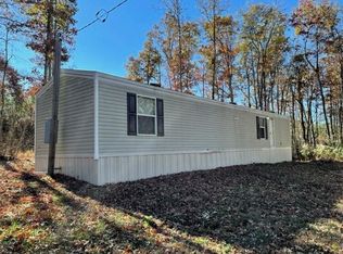 1096 Camp Belle Air, Sparta, TN 38583