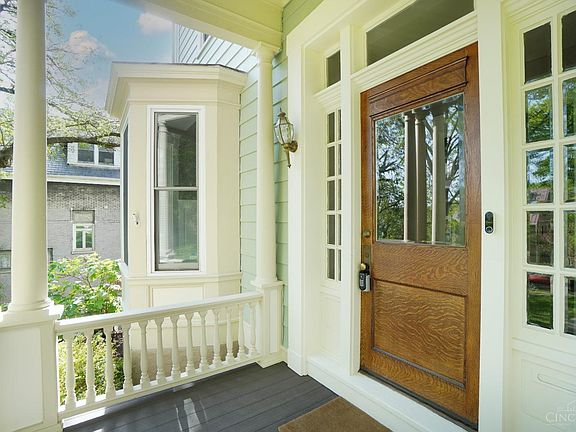 4th image of 429 Resor Ave