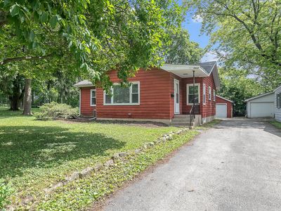 1422 N Main St, Naperville, IL, 60563