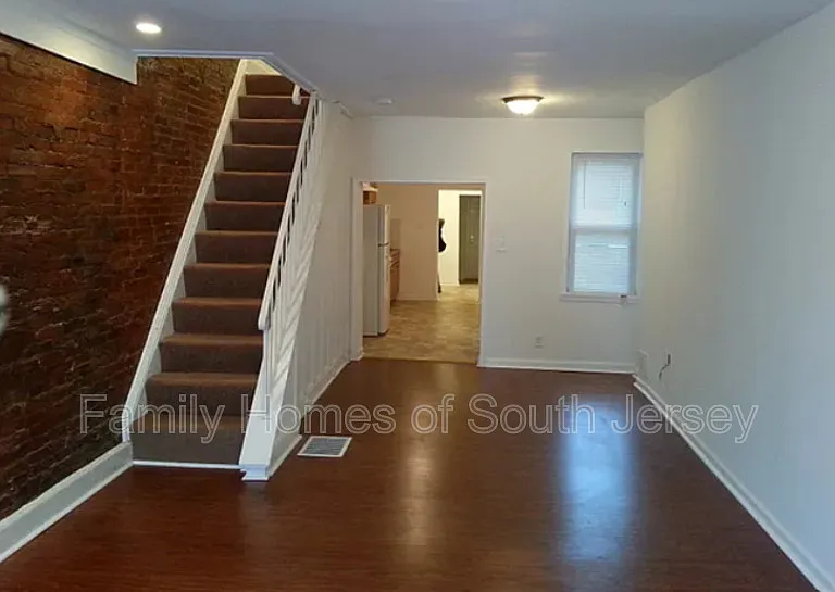 810 N Church St — Photo 9