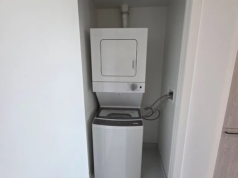 1185 Dupont St #2204 — Photo 11