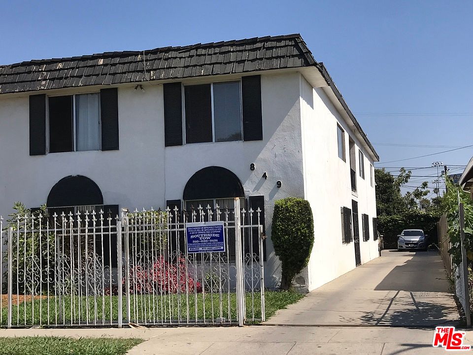 1st image of 849 W 73rd St