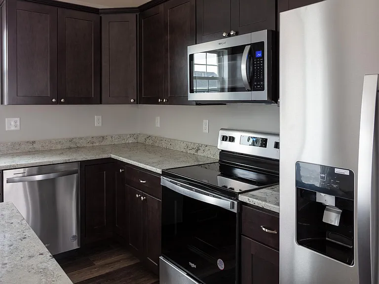 409 Jensen Way — Photo 6
