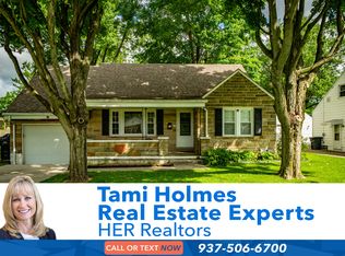 72 Oaklawn Ave, Medway, OH 45341