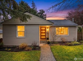 3854 48th Ave SW, Seattle, WA 98116
