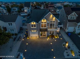506 Bayview Drive, Toms River, NJ 08753