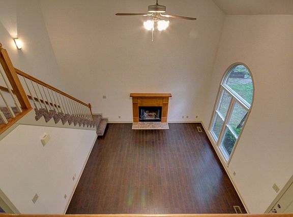 2nd image of 521 Brentwood Cir