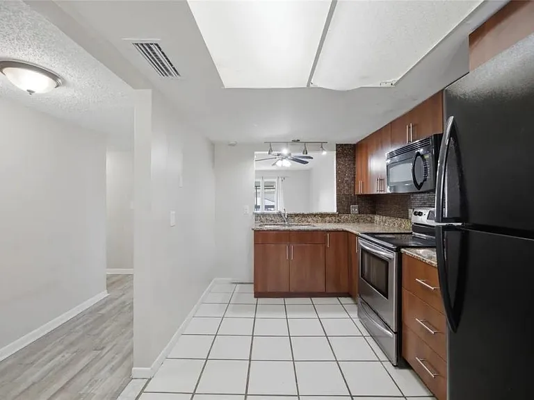 6336 Newtown Cir #36C1 — Photo 2