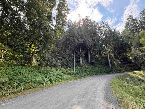8000 Nixon Rd, Chilliwack, BC V4Z 1L3