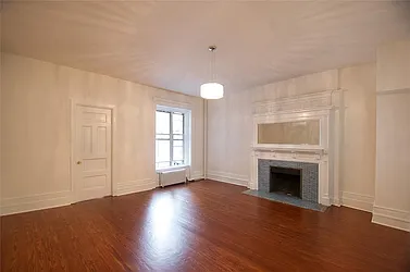 Rented by R New York