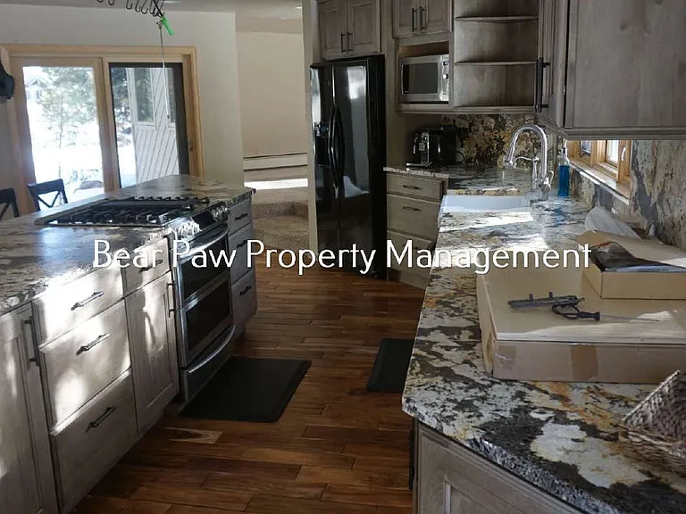 1617 Shooting Star Dr — Photo 11