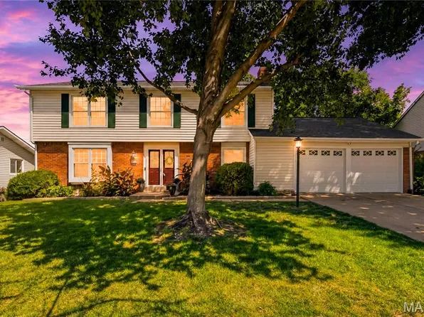 11747 Summerhaven Dr, Saint Louis, MO 63146