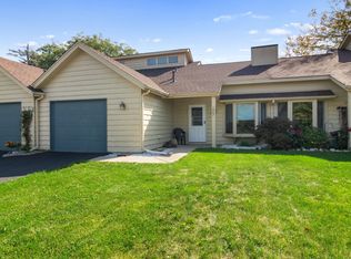 1847 Springvale Dr, Crown Point, IN 46307