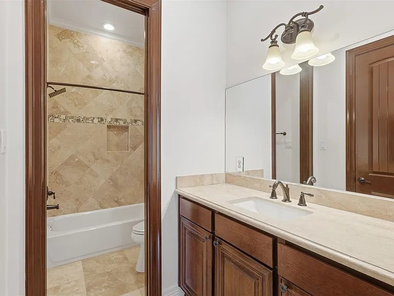 5330 Fayette St — Photo 23