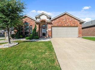 401 Delgany Trl, Haslet, TX 76052