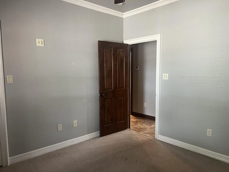 1661 E FM 93 — Photo 18