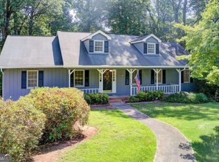 682 Ridgeview Dr SW, Lilburn, GA 30047