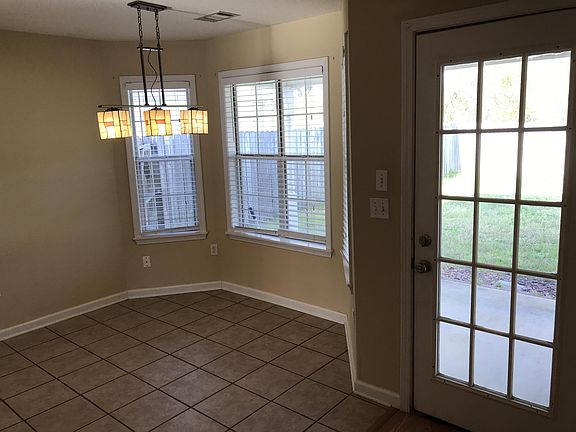 4th image of 11519 Madison Dr
