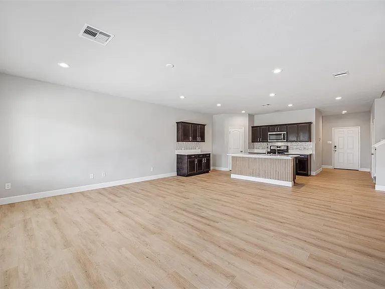 21023 Belmont Village Way — Photo 10