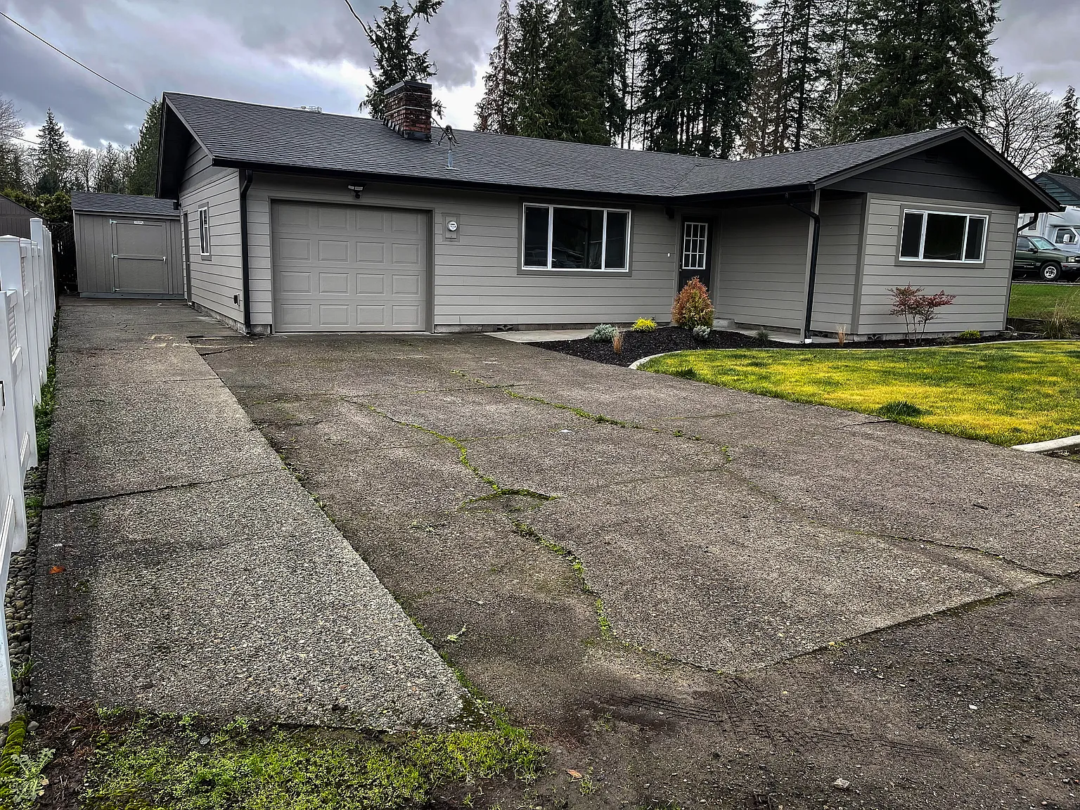 3 bed, 1400 sqft, $2,250 — Photo 3