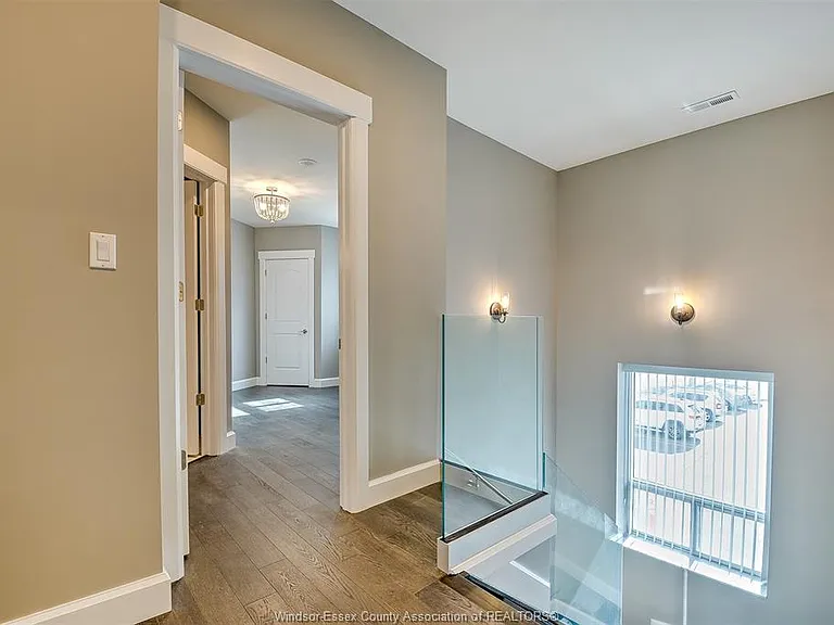 1225 Riverside Dr E #101 — Photo 28