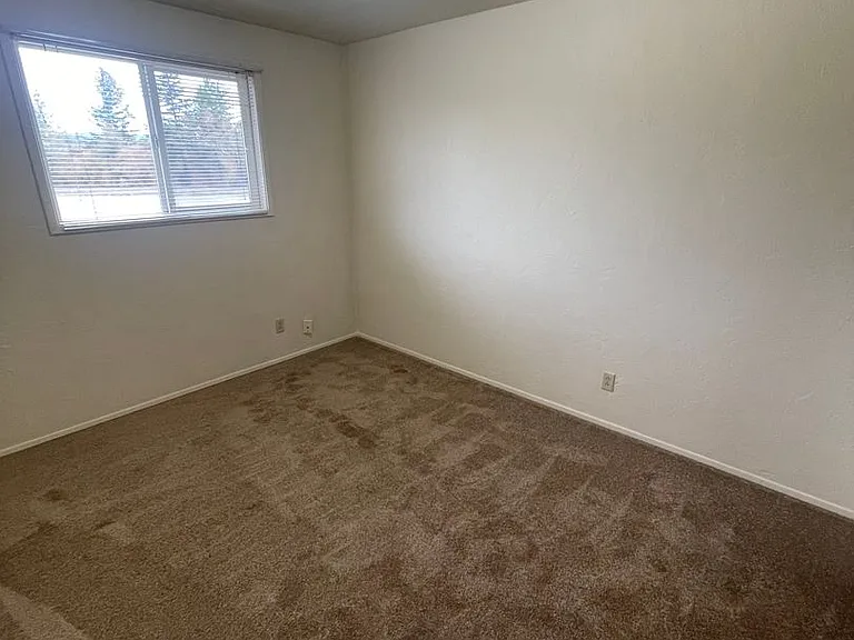 32000 Pineway Rd #14 — Photo 19