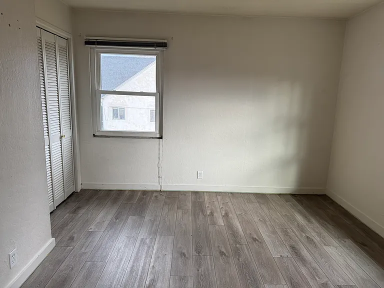 125 S Pine St — Photo 6