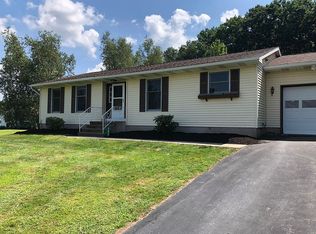 131 Pebble Dr, Tunkhannock, PA 18657