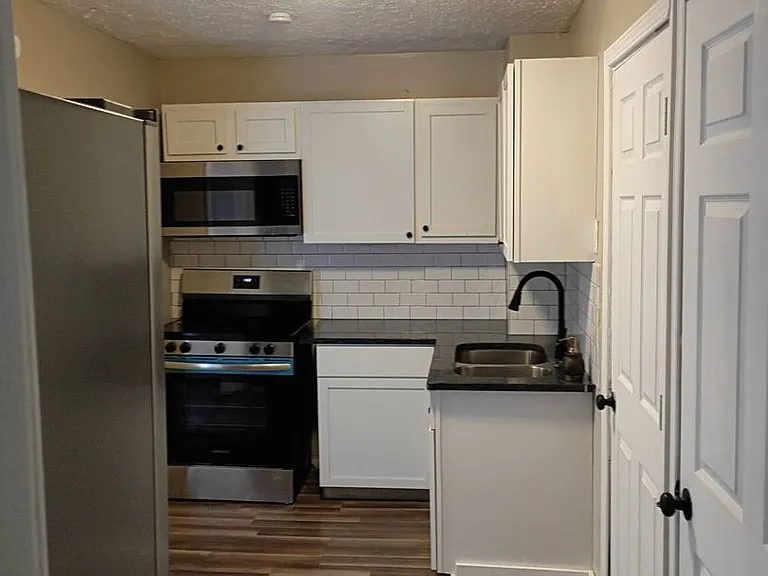 29 N Garfield St — Photo 20