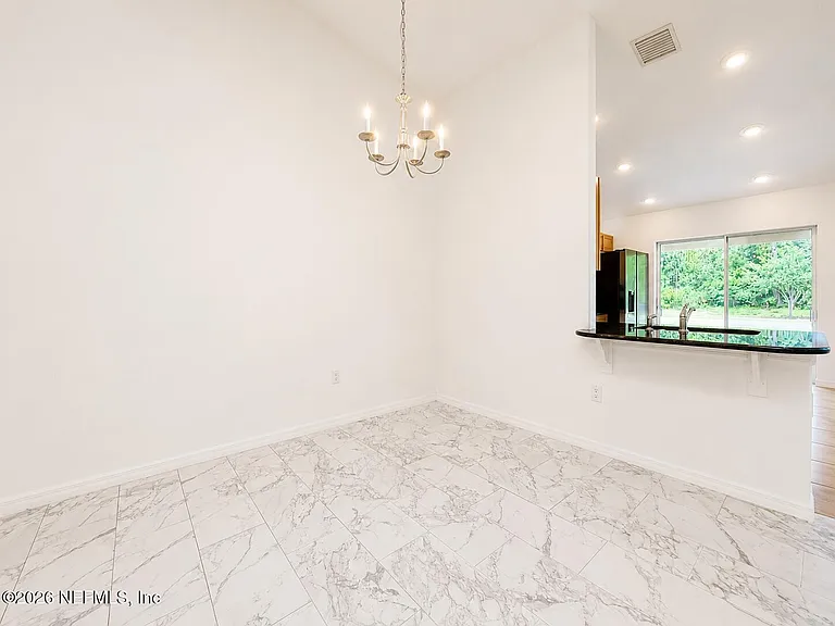 2 Sebastian Ct #B — Photo 9
