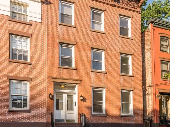 55 Wayne Street image 1 of 9