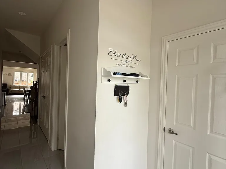 267 Great Falls Blvd — Photo 4