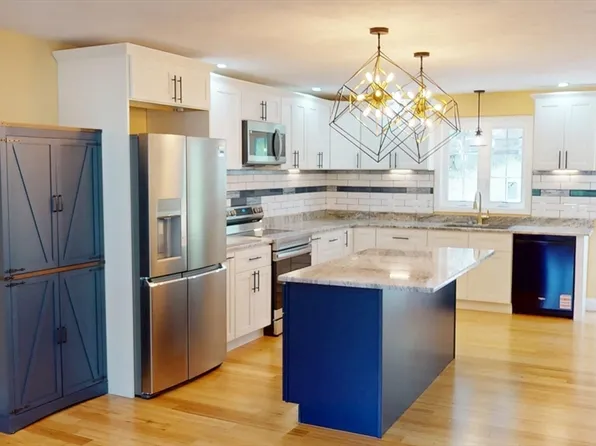 75 Summit St #75, Orange, MA 01364