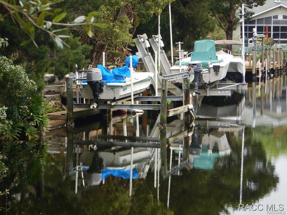 2nd image of 11768 W Riverhaven Dr