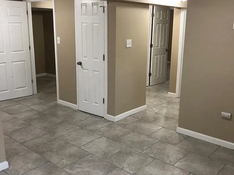 E 3rd Ave — Photo 3
