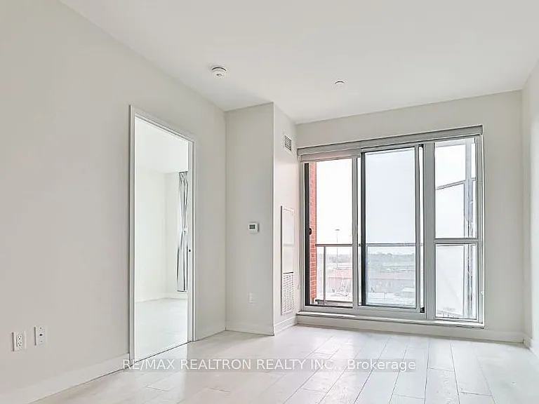 31 Tippett Rd #636 — Photo 20